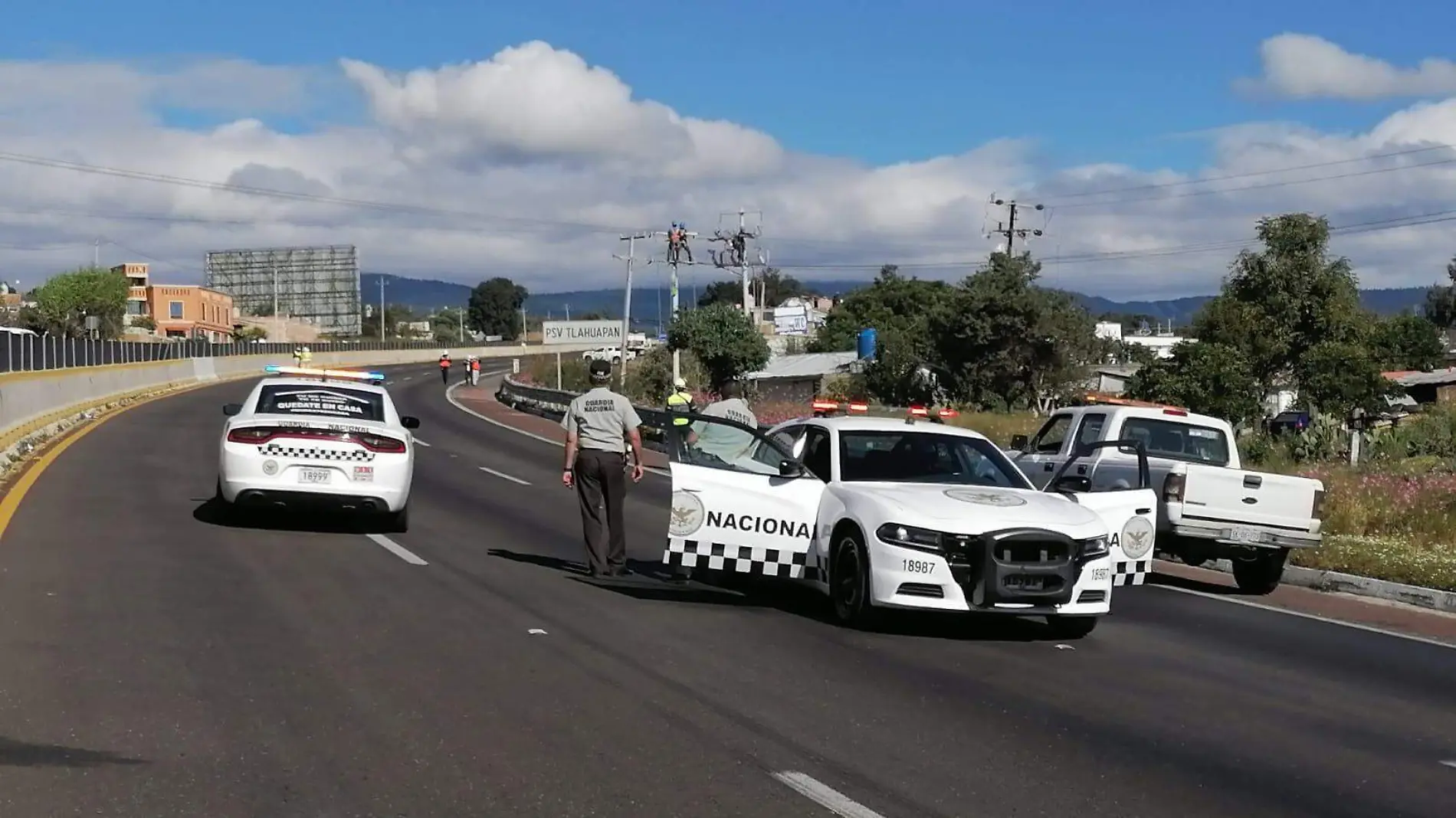 cierre autopista puebla mexico